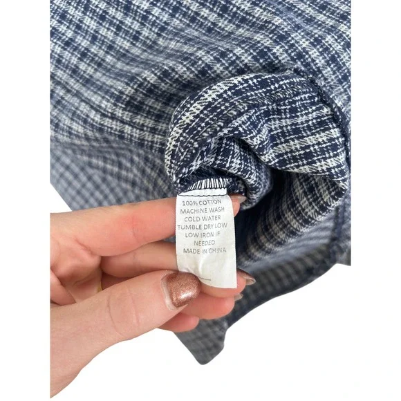 Brandy Melville Plaid Button Up Shirt Womens Blue White Long Sleeve Classic Fit - Picture 5 of 6